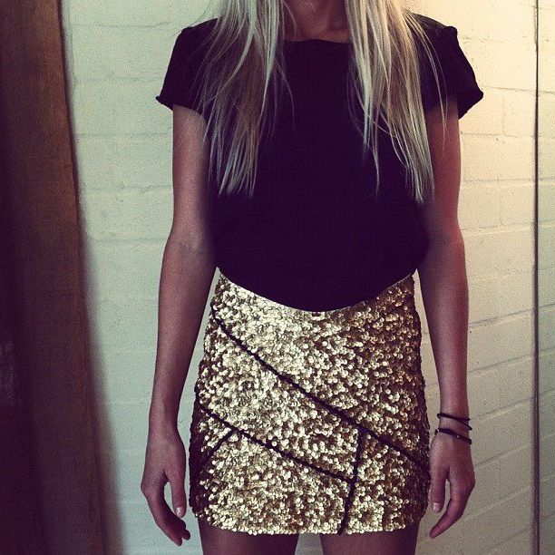 Weddig Hair HOW TO WEAR SEQUIN SKIRTS