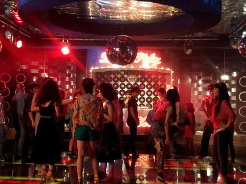 Pictures] Sneak Peek of T-ara's Roly Poly MV Shooting! | kPop NeWs