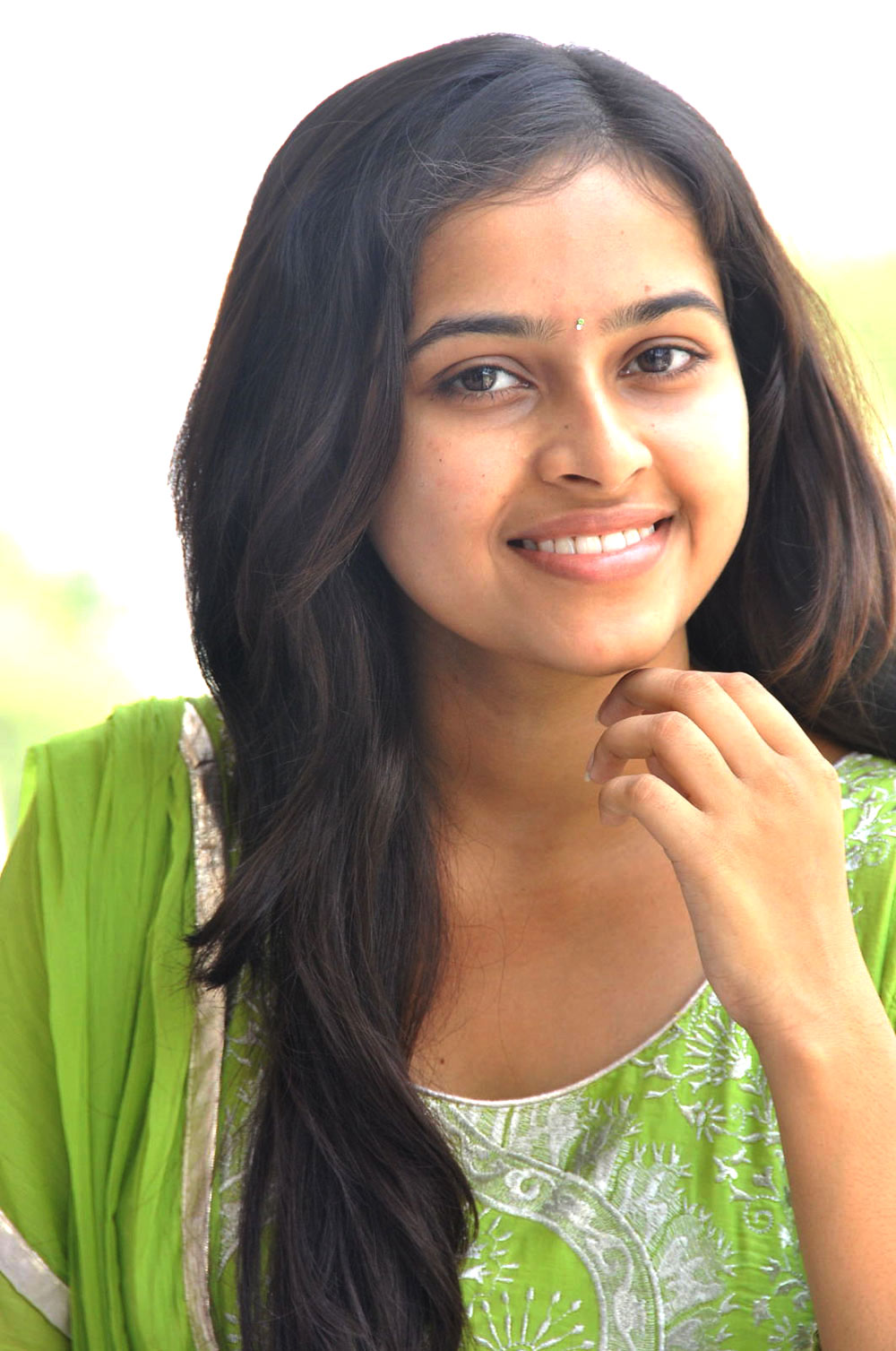 sri divya cock hot nude girl pics gallery