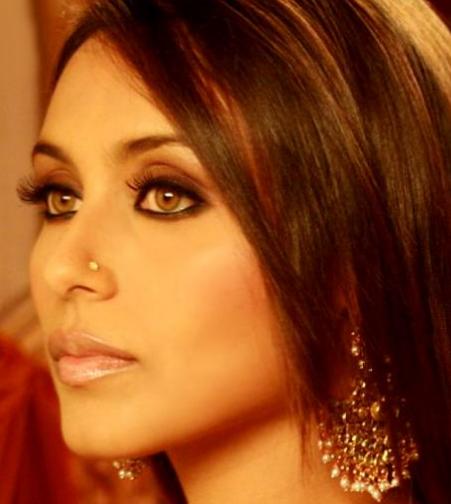Rani Mukherjee inspired Smoke Eye makeup look.