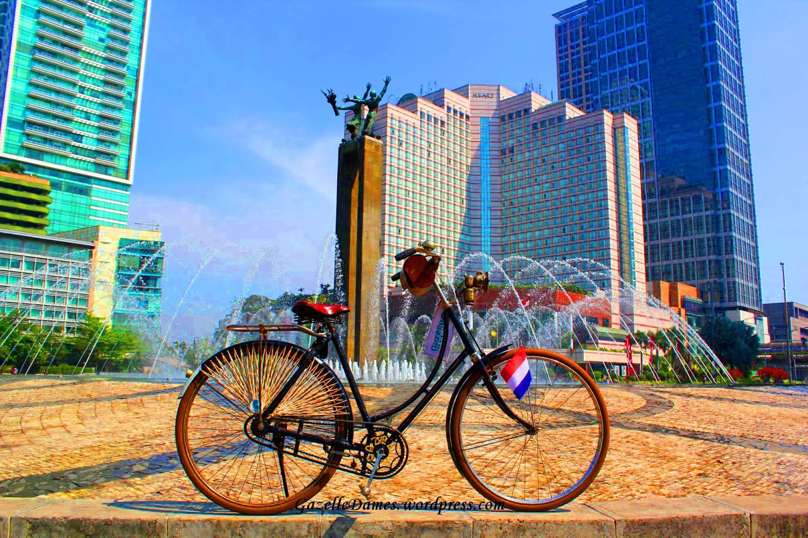 14 Taman Air Mancur Terbaik Indonesia - THE COLOUR OF INDONESIA