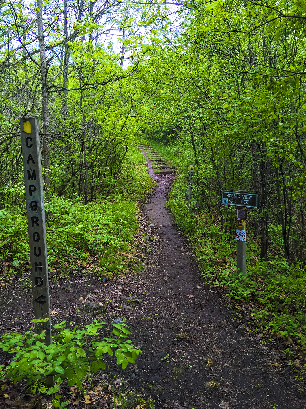 Wisconsin Explorer Hiking The Ice Age Trail Whitewater Segment