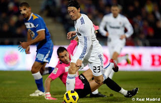 سامي خضيرة : اوزيل هو واحد من أفضل اللاعبين بالعالم Getafe_-_Real_Madr