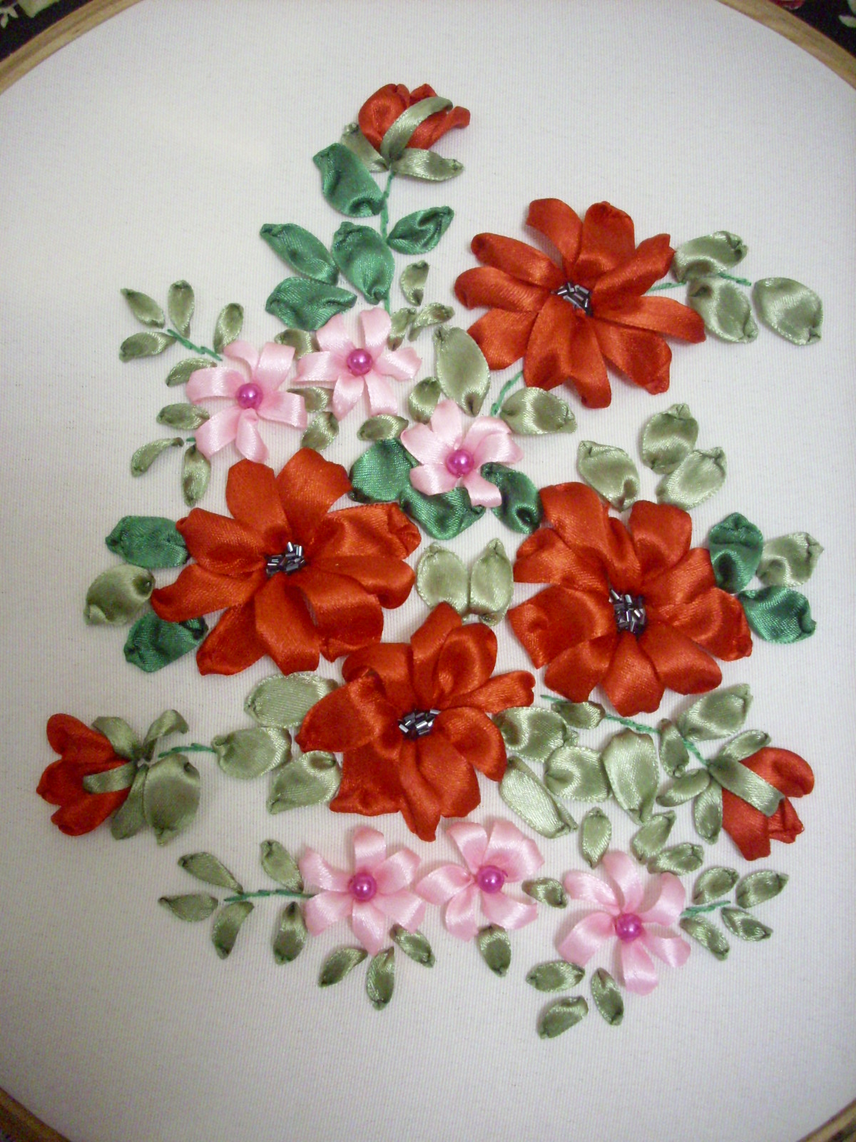 DIARI DIELA Sulaman reben bunga