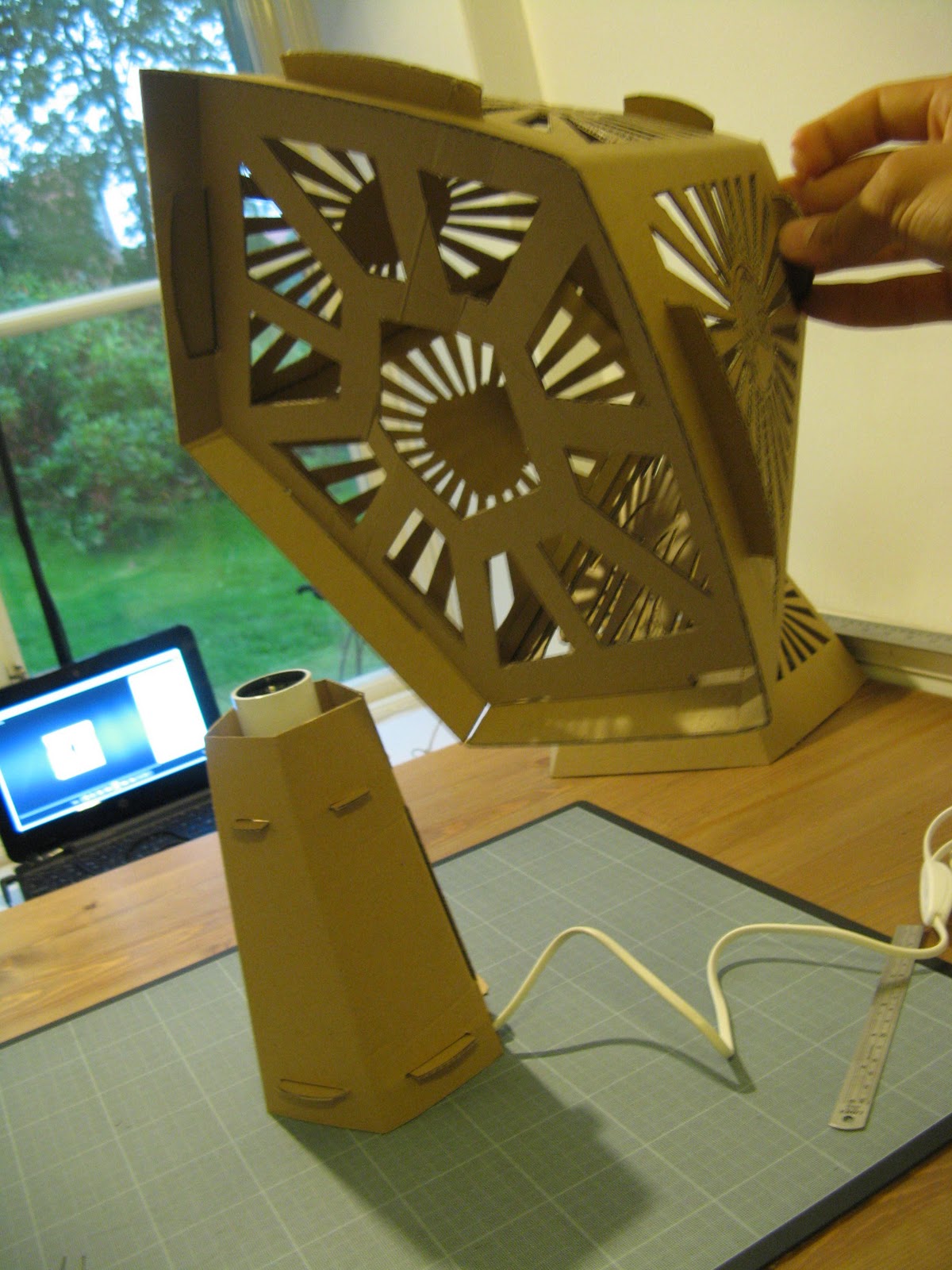 Fadric Recycling Design Cardboard Lamp