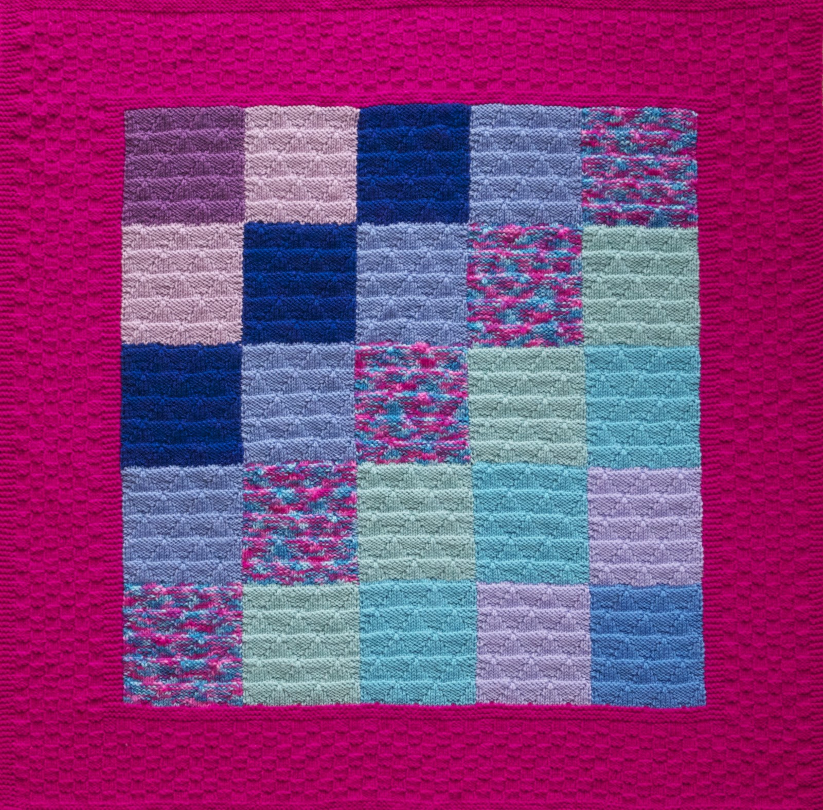 QuiltWrapUp: Hot Pink Knitted Quilt