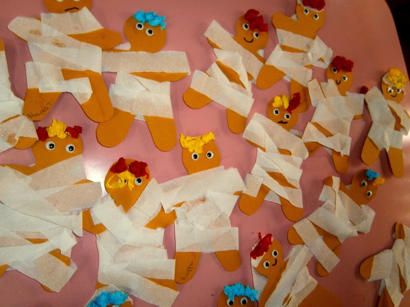 Προσχολική Παρεούλα : Πάσχα (λίγα από τα παλιά έθιμα) - Το λουλούδι του