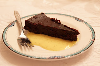 Flourless Chocolate Cake with Creme Anglaise Flourless Chocolate Cake with Creme Anglaise