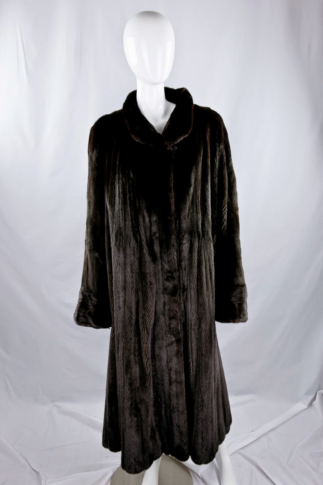 Fashion Focus Vintage Fur Le Thrift Consignment