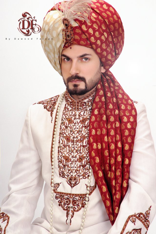 Sensational groom dress collection of manish malhotra Sensational groom dress collection of manish malhotra