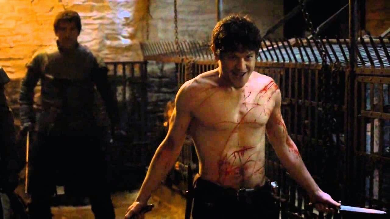 girl on boat with theon greyjoy kiss my wonder woman recap game of thrones 4x06 in girl on boat with theon greyjoy kiss my wonder woman recap game of thrones 4x06 in