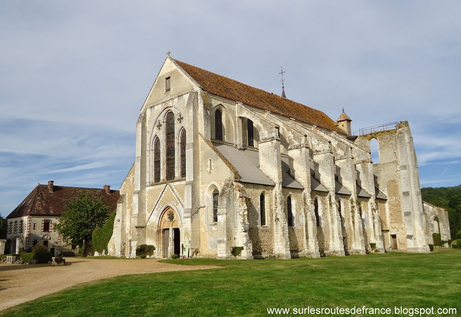 SUR LES ROUTES DE FRANCE... 27 MarcillysurEure Abbaye NotreDame