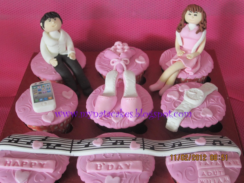 Mynata Cakes: couple cupcakes