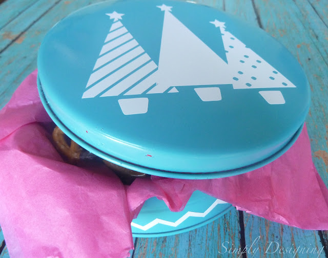 holiday tin 01a | Up-Cycled Holiday Goodie Tin | 5 |