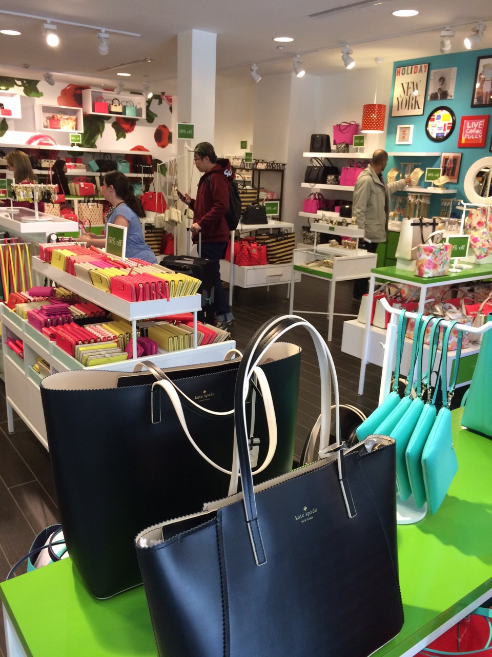 Back to School Shopping at Woodbury Common - Weekend Jaunts