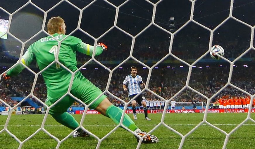 FUTBOL Y SOCIEDAD futbol y sociedad: