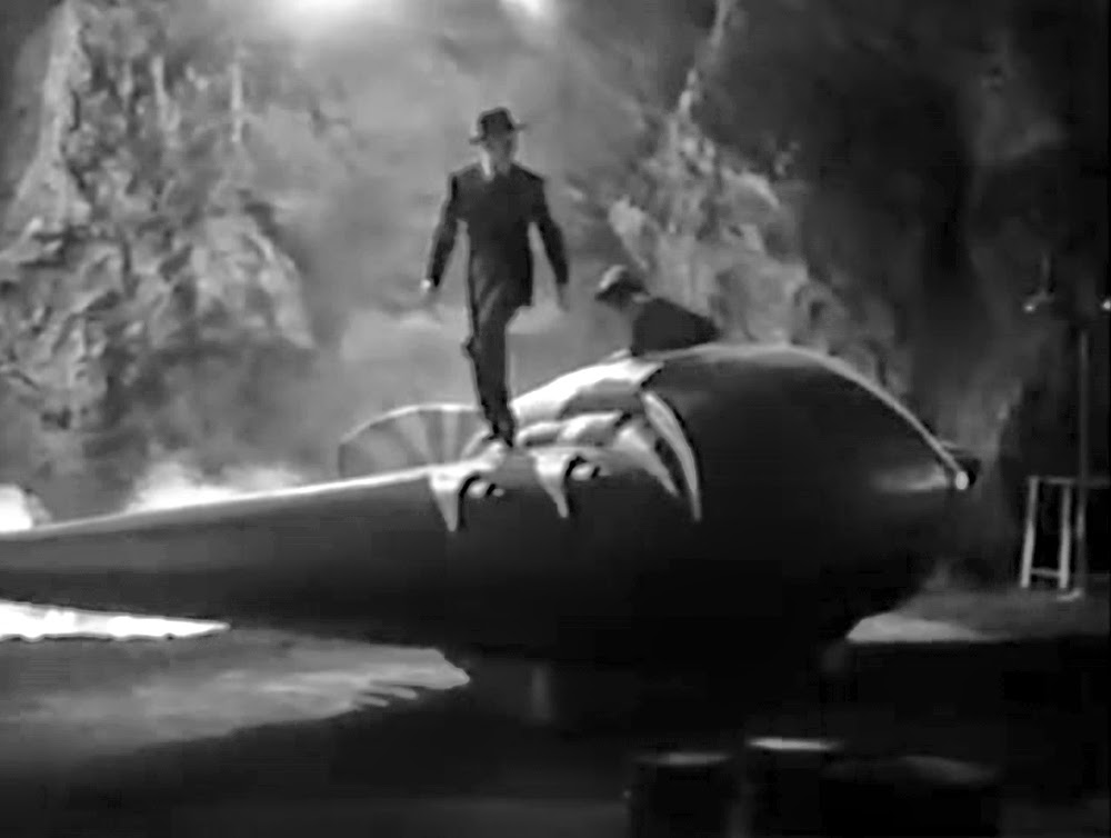 13 FLYING DISC MAN FROM MARS Chapters 1 4 "Missile Monsters" (1950)