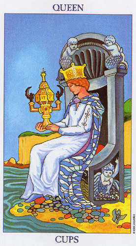 Oráculos Europeos: Tarot de Rider Waite: Reina de Copas