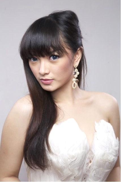 Biografi Zaskia Gotik Dilamar Rian Arief Fitriansah
