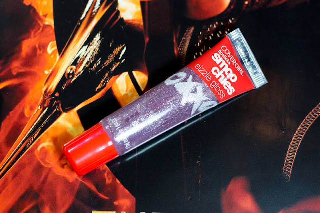 covergirl catching fire capitol collection hunger games smoochies sizzle gloss review