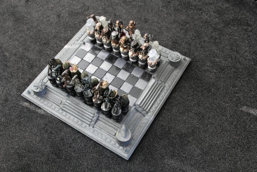 Estratégia britânica de xadrez: Jogue como o campeão xadrez Howard Staunton  eBook : Murray, John.C: : Livros
