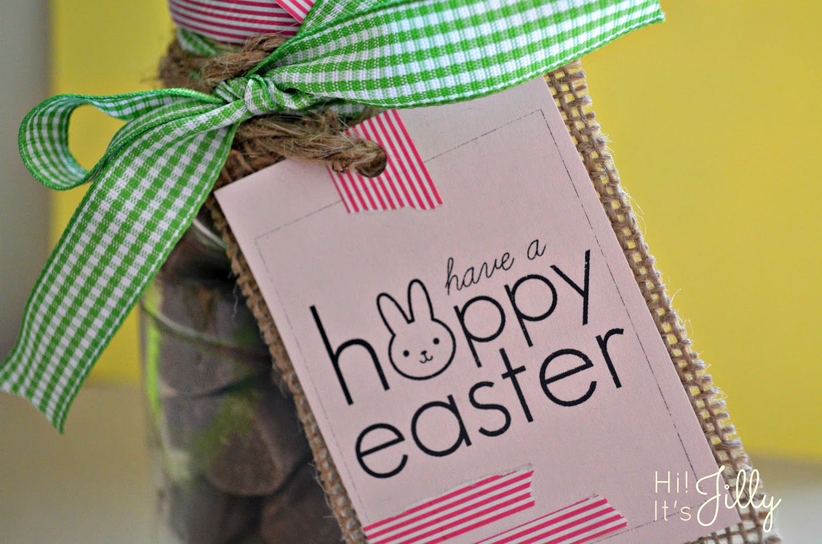 These treat jars are so darling! FREE Printable "Hoppy" Easter gift tag. #easter #gift #printable #shop #EatMoreBites