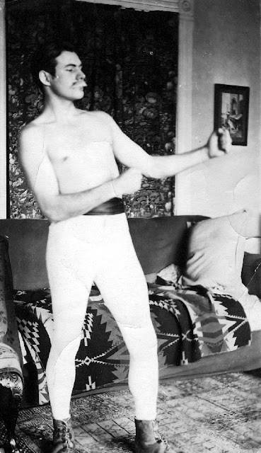 Fascinating Historical Picture of Ernest Hemingway in 1915 