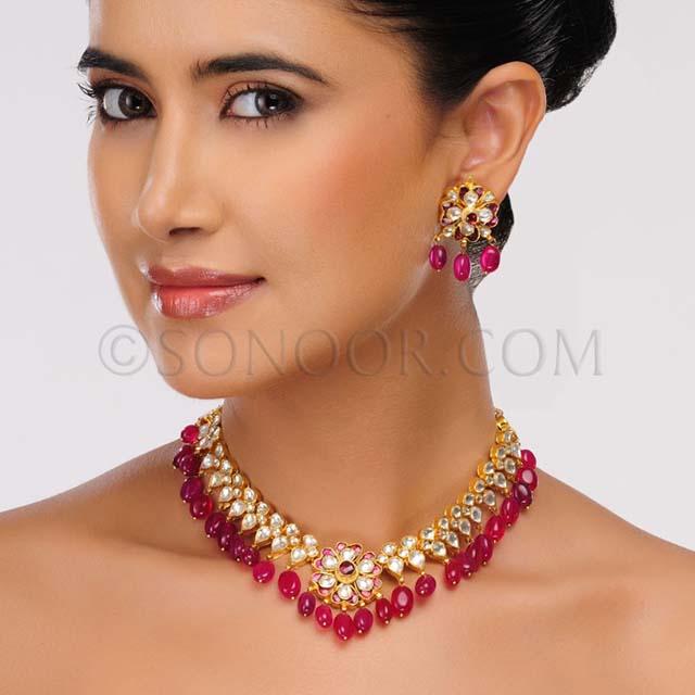 Gold Fashion Beautiful Party Wear Necklace By Sonoor Jewels Gold Fashion Beautiful Party Wear Necklace By Sonoor Jewels