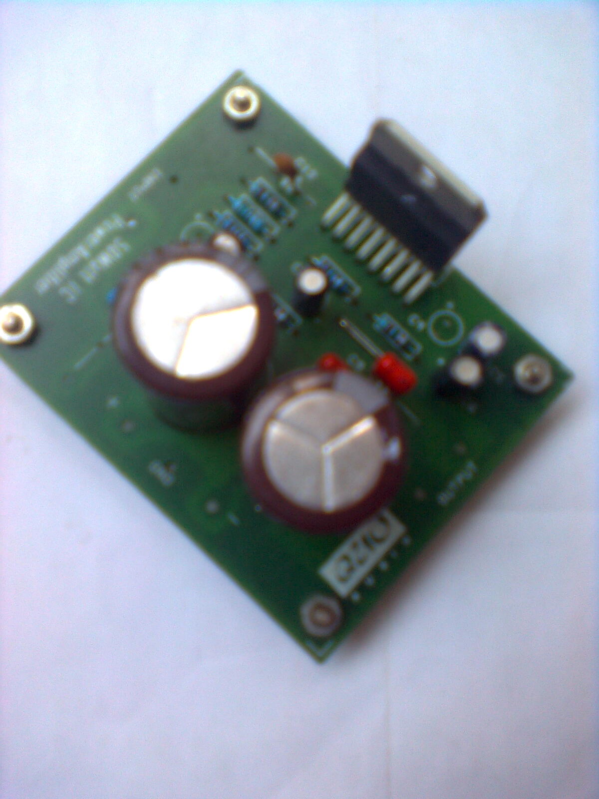 IBEY SERVIS Perbandingan Kit Power Amplifier Rakitan