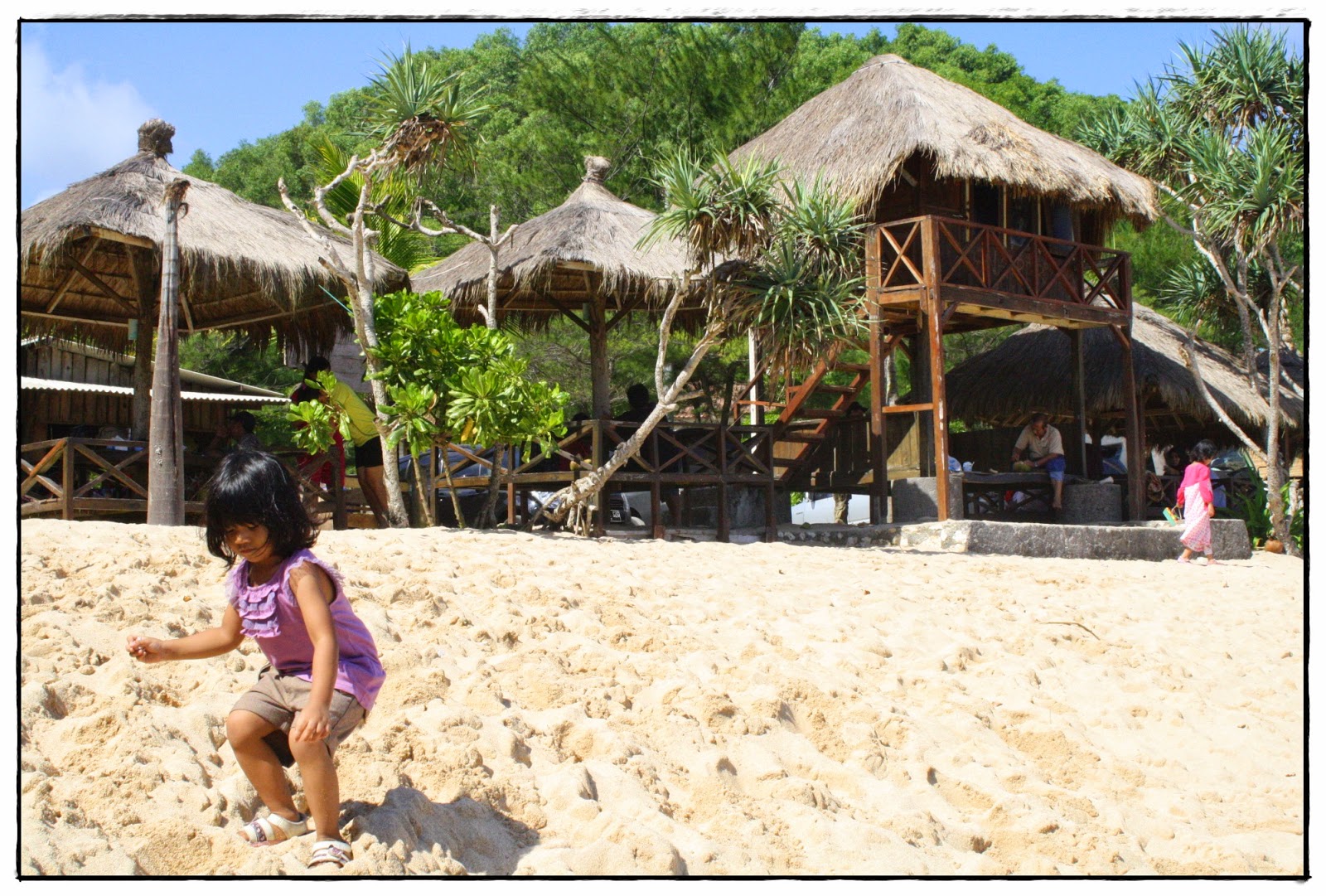 ...Cerita Ecy...: Mudik ke Jogja 2014 : ke Pantai ...