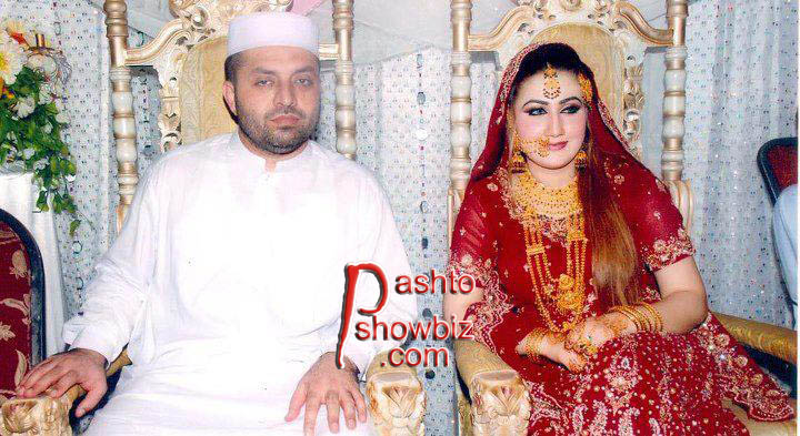 Gul Panra Husband