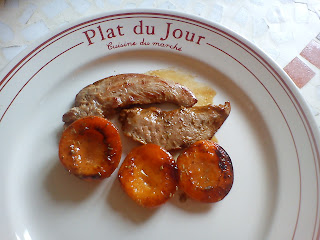 Aiguillettes de canard aux abricots rôtis  Jj+014