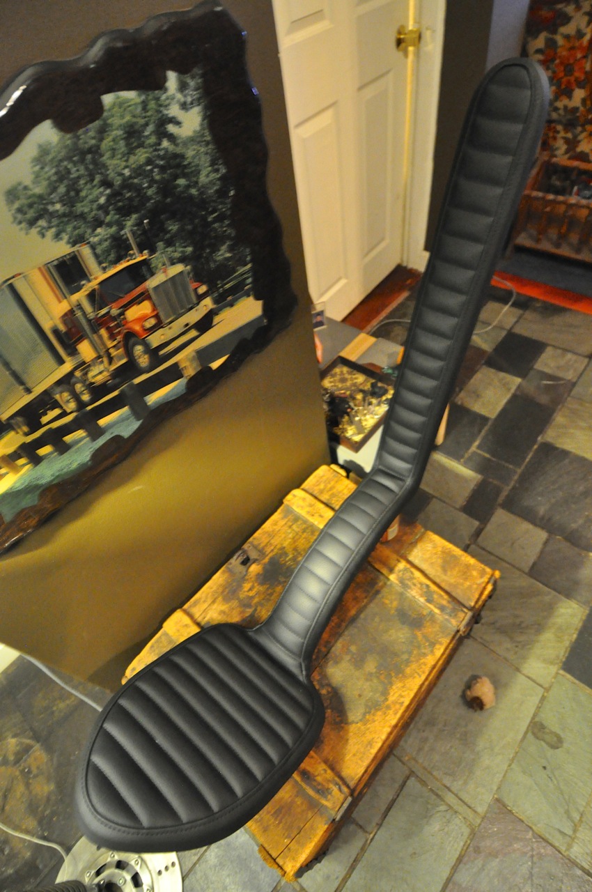 Counter Balance Motorcycles xs 650 King and Queen custom seat