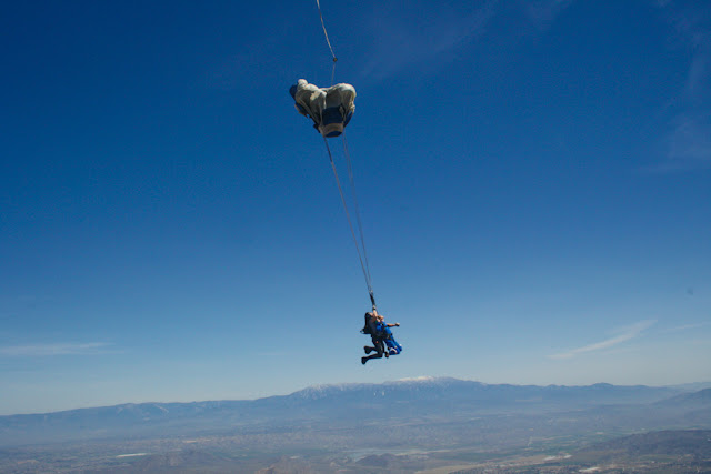 Kincannon Photography is a family photographer in orange county, specializing in families, family events and couples. perris sky diving, sky diving photographer Kincannon Photography is a family photographer in orange county, specializing in families, family events and couples. perris sky diving, sky diving photographer