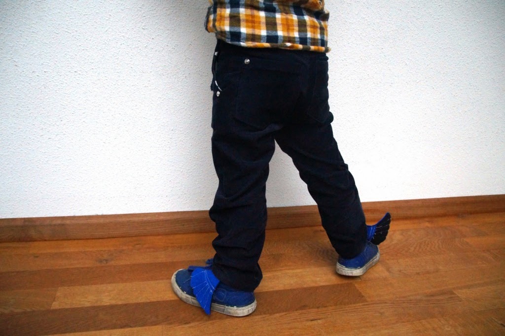 small fry skinny jeans free 2T (pattern Titchy Threads) - huisje boompje boefjes