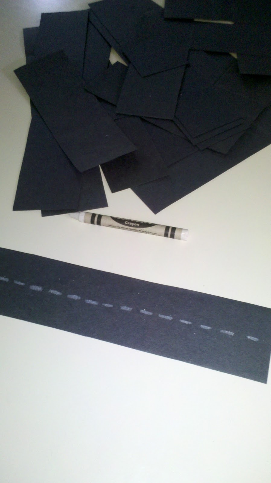 Munchkin and Bean Construction Paper Roads