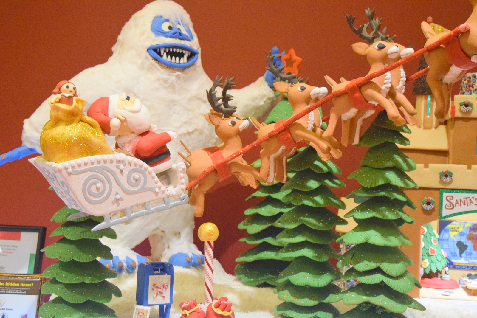 Red Couch Recipes Gingerbread MovieThemed Houses at the Grand