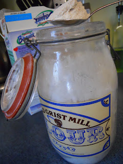 gravy biscuits grease soak flour cook won heat need down