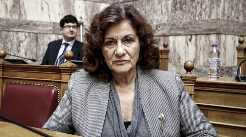 Θεανώ Φωτίου: Καμία αλλαγή στο πολυνομοσχέδιο Θεανώ Φωτίου: Καμία αλλαγή στο πολυνομοσχέδιο