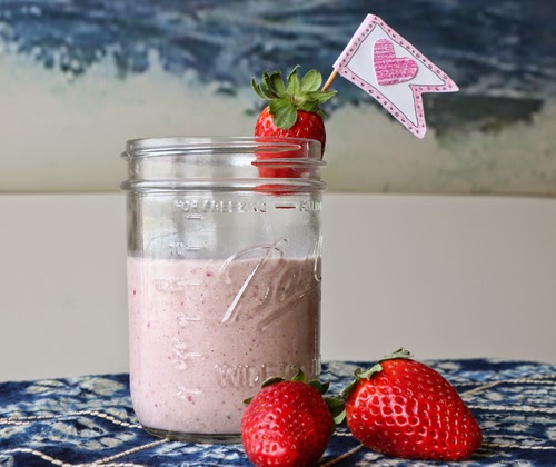 healthy strawberry cashew smoothie recipe magic bullet