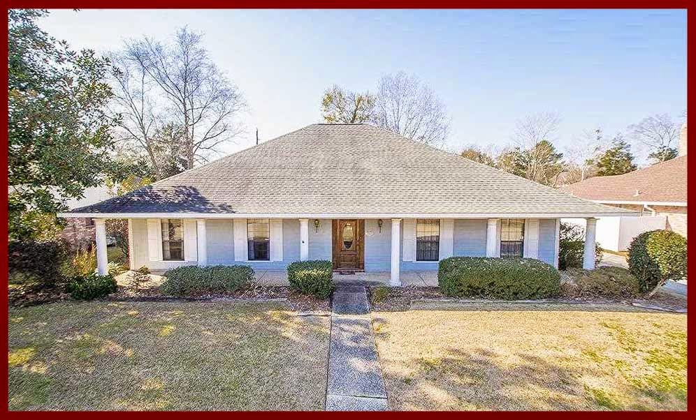 Homes in Afton Oaks Subdivision in Baton Rouge LA