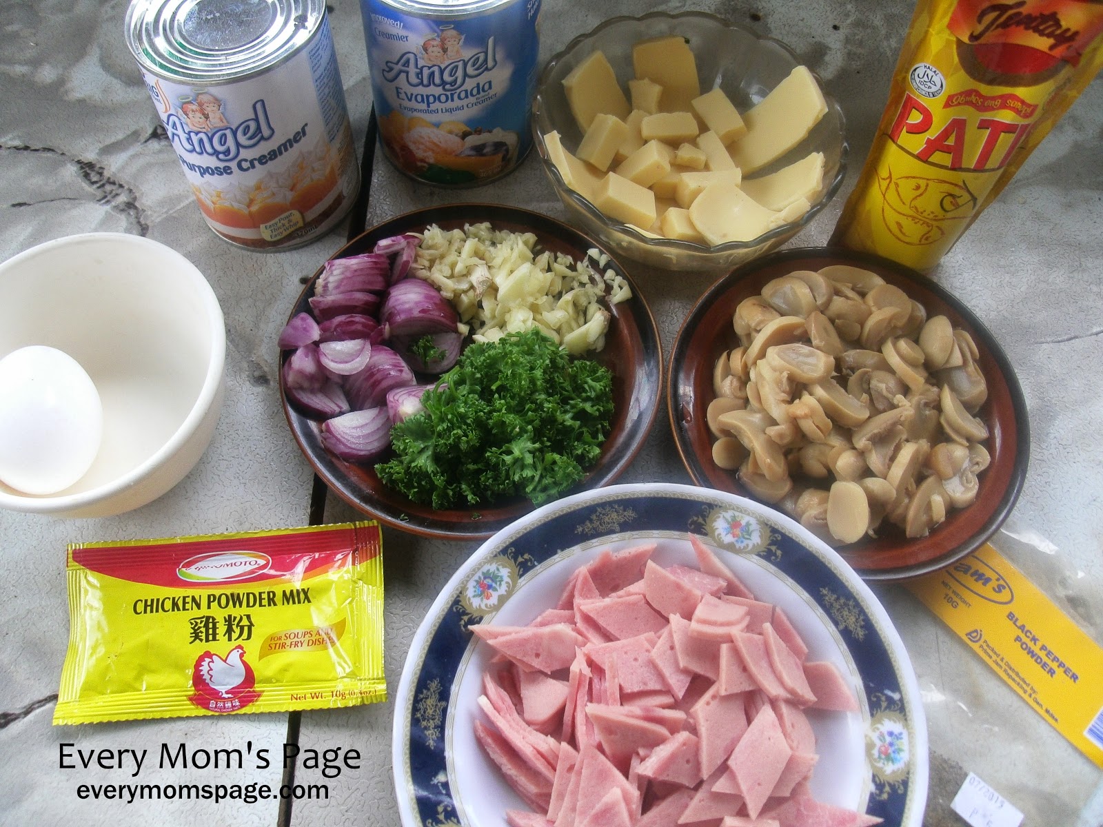 creamy carbonara ingredients