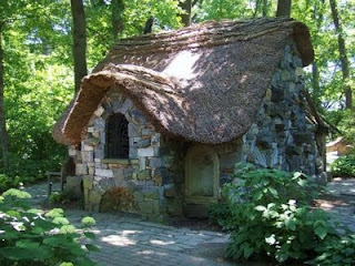 storybook_playhouse_01.jpg