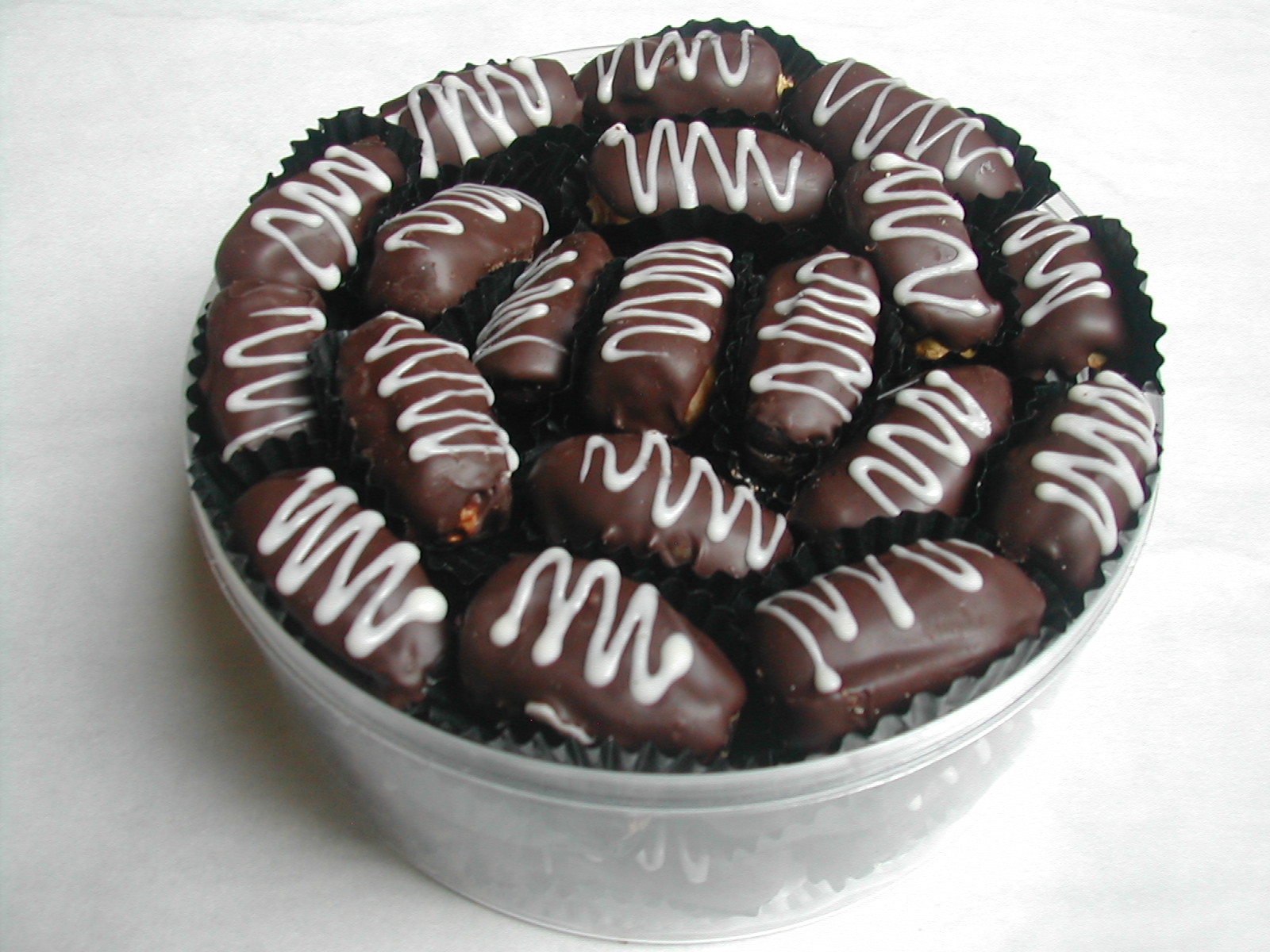 Resep Cara Membuat Kurma isi lapis coklat RESEP MASAKAN