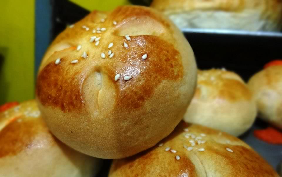 FLOWERSBLOOMS by "Elvie" My Bakescapade