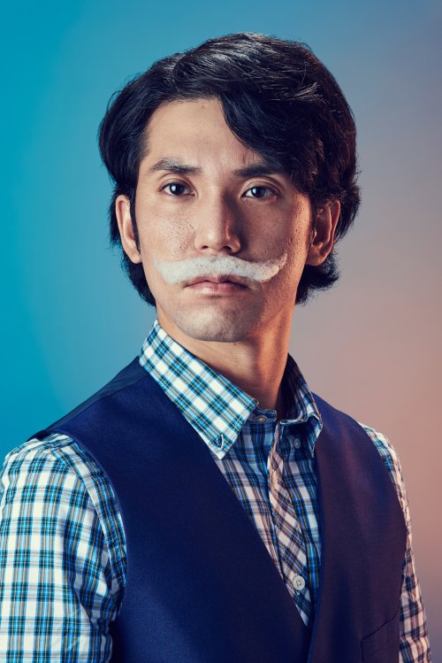 Bubbleissimo - A fotografia de homens com barbas de sabão de Mindo Cikanavicius Mindo Cikanavicius fotografia bubbleissimo retratos homens com barbas bigodes de bolhas de sabão