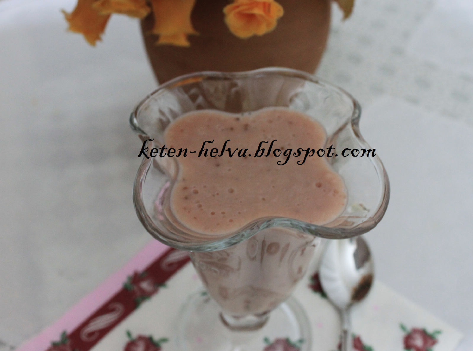 Ev Yapımı Çilekli Puding Ev Yapımı Çilekli Puding