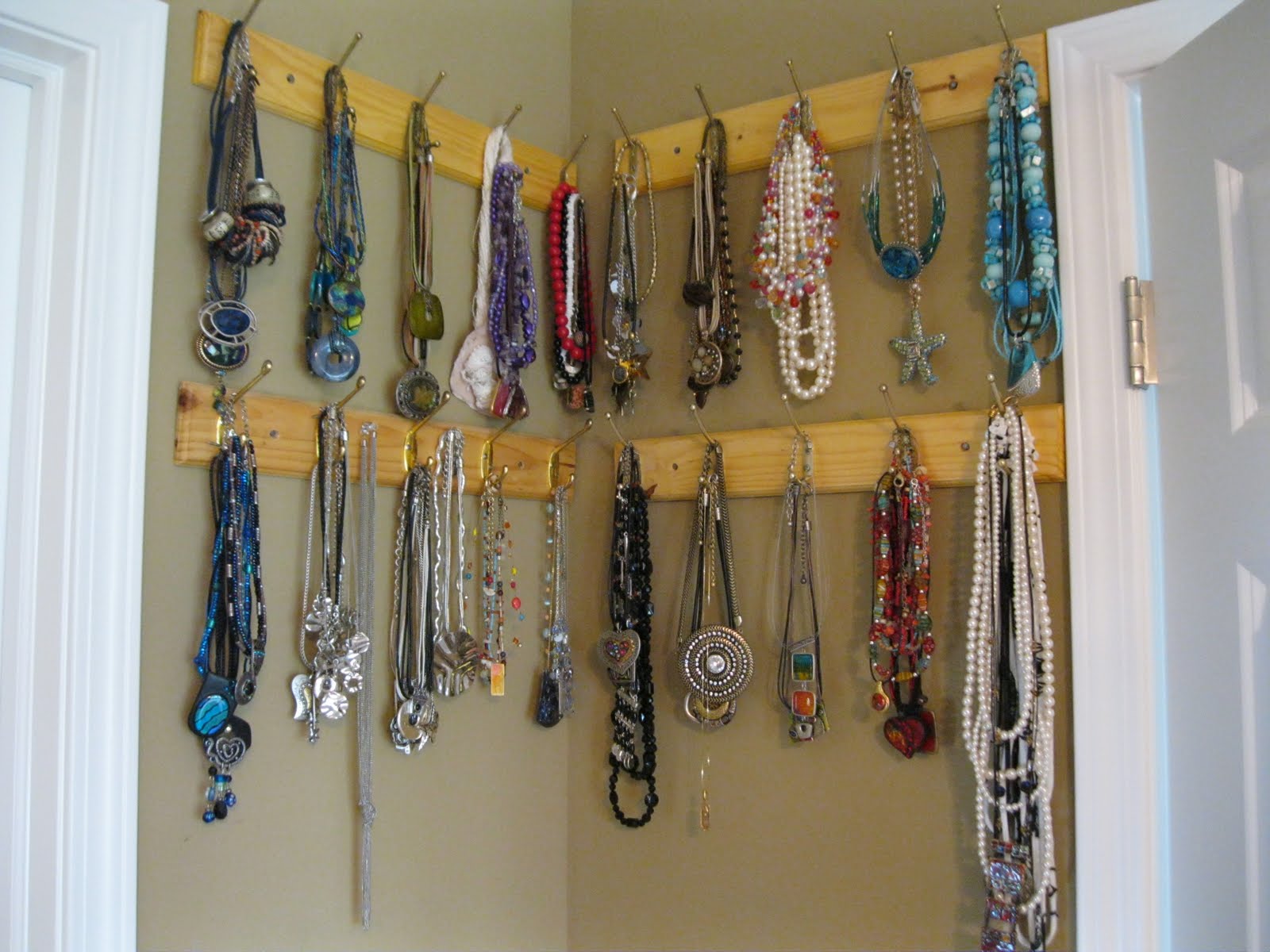 Pandora's Box My necklace storage solution