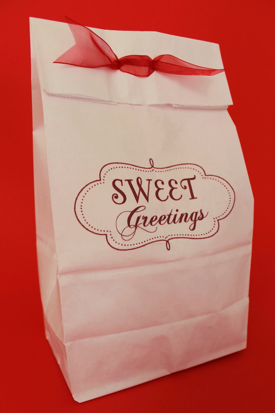 Serving Pink Lemonade Dressing Up Papers Bag for Holiday Gift Giving