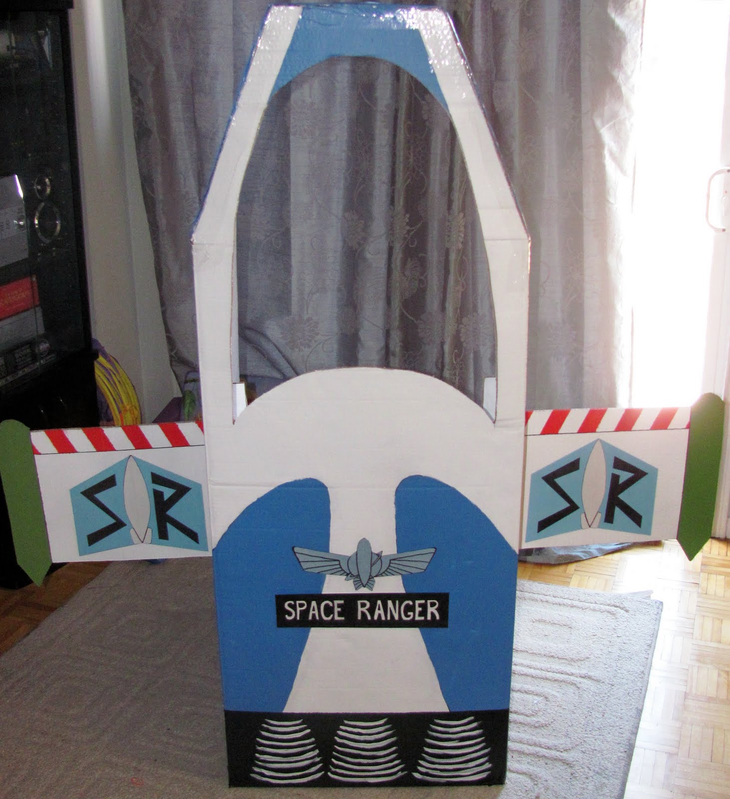 buzz lightyear cardboard spaceship